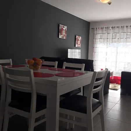 Apartamento Comunidades Lusiadas * 波尔蒂芒
